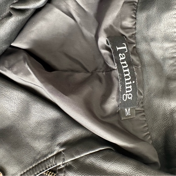 NWT Faux Leather Jacket Moto Zipper Sleeve Women’s M - Picture 9 of 10